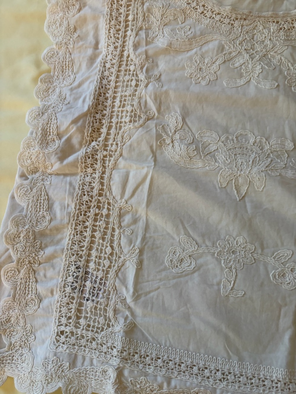 Mango Cream Cotton Lace Crochet Sleeve Blouse - Picture 4 of 7